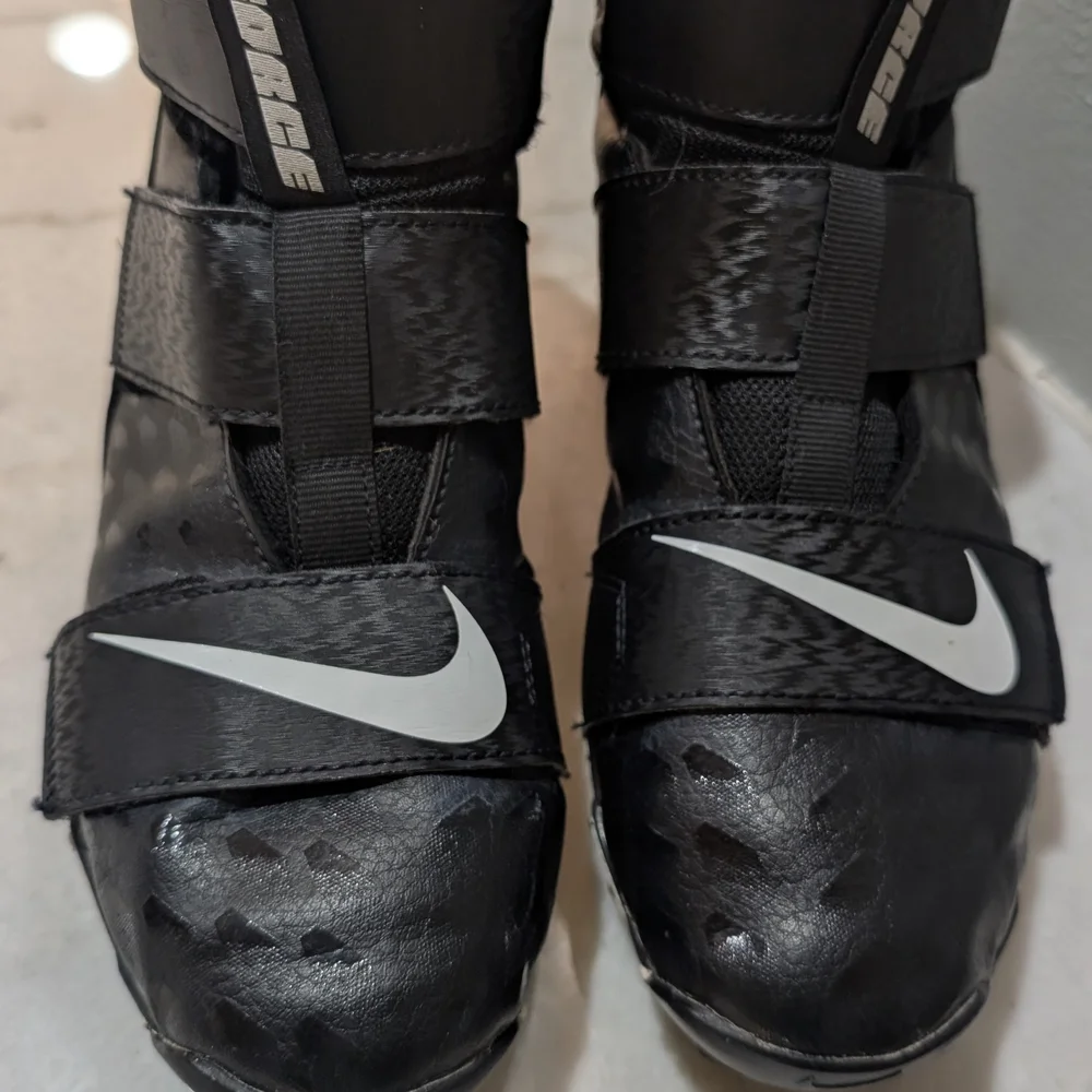 Nike Savage 2 Shark Black And White Football Fastflex Cleats Boys Size 5.5 - Picture 2 of 9